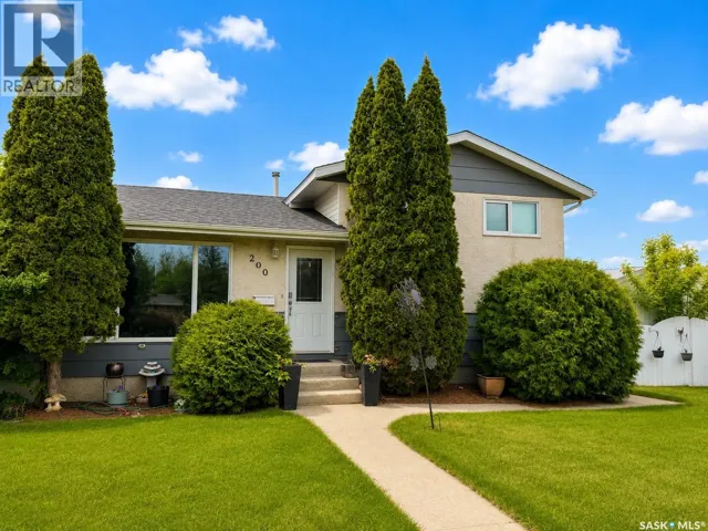 200 Halifax STREET, Regina, Saskatchewan S4R1S4