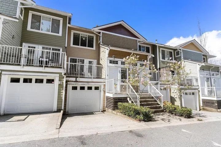 30 6110 138 STREET, Surrey, British Columbia V3K3V6
