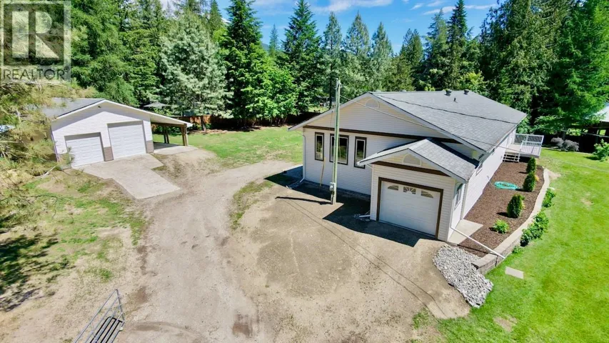 637 Enderby Mabel Lake Road, Enderby, British Columbia V0E1V4