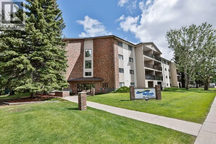308, 85 Foxbend Crescent N, Lethbridge, Alberta T1H5T4