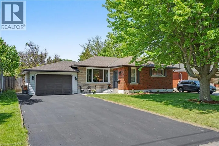 51 PARNELL Road, St. Catharines, Ontario L2N2W5