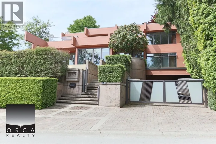 687 BEACHVIEW DRIVE, North Vancouver, British Columbia V7G1P8