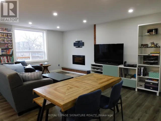 B - 25 TANNERY STREET, Mississauga (Streetsville), Ontario L5M1V1