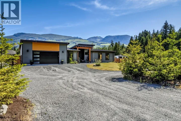 3770 Tralee Rd, Qualicum Beach, British Columbia V9K1V6