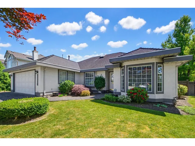 21710 46 AVENUE, Langley, British Columbia V3A3J4