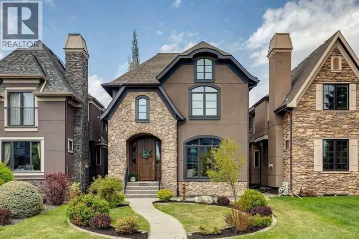 2228 Broadview Road NW, Calgary, Alberta T2N3J2