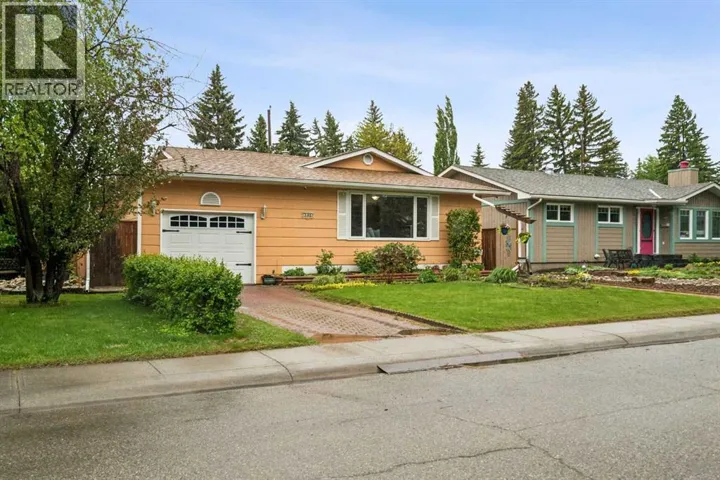 1403 104 Avenue SW, Calgary, Alberta T2W0A7