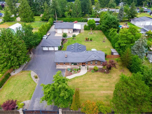 24645 50 AVENUE, Langley, British Columbia V2Z1E4
