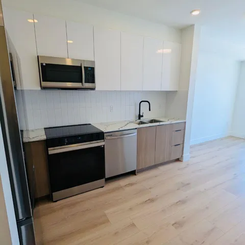 20769 FRASER HIGHWAY, Langley, British Columbia V3A0S4