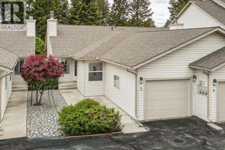7559 COLUMBIA Avenue Unit# 3, Radium Hot Springs, British Columbia V0A1M0