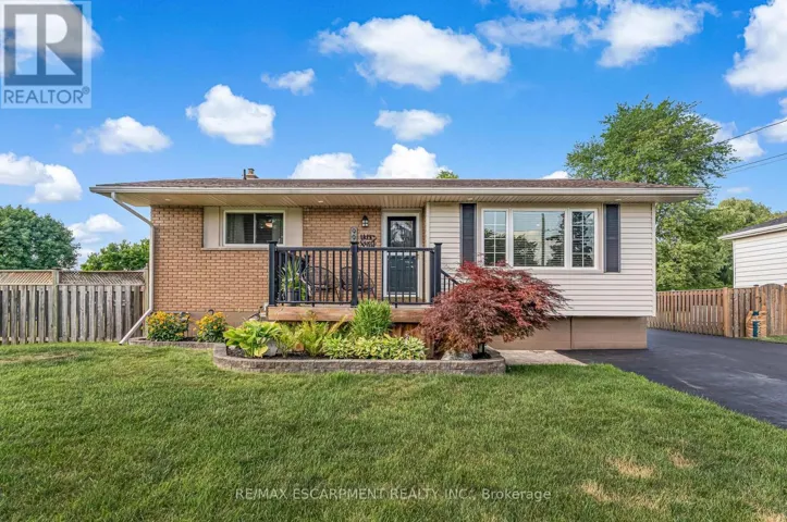 9924 DICKENSON ROAD W, Hamilton (Airport Employment Area), Ontario L0R1W0