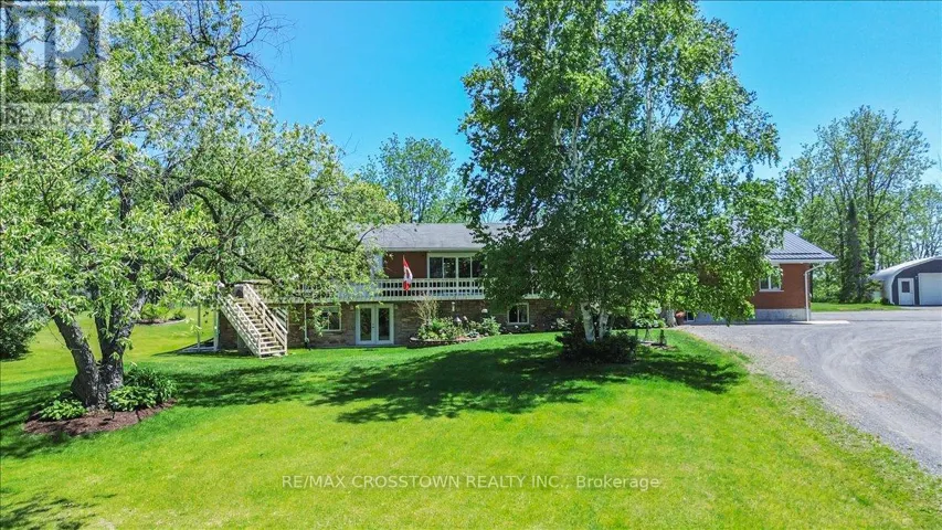 1074 MILLHAVEN ROAD, Loyalist (Lennox and Addington - South), Ontario K0H2H0