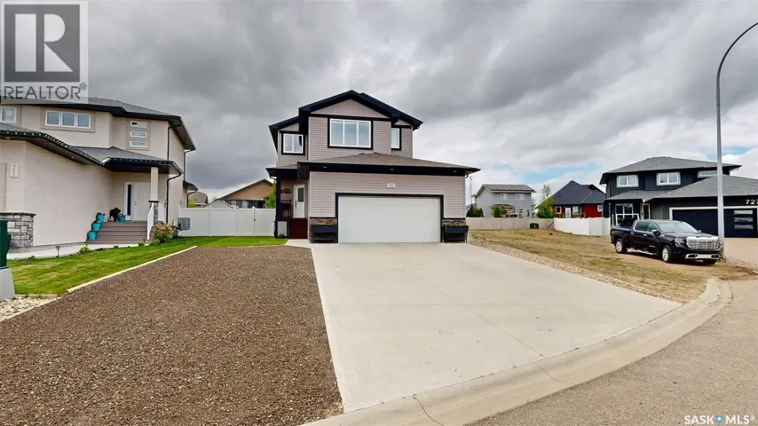 723 Aspen CRESCENT, Pilot Butte, Saskatchewan S0G3Z0