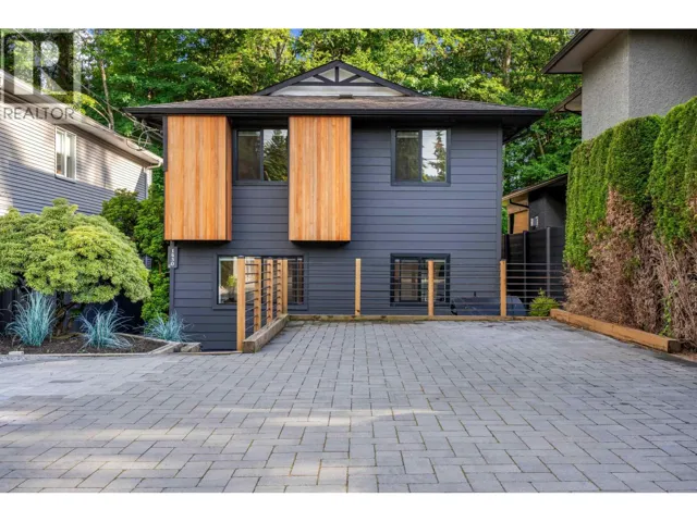 1430 DRAYCOTT ROAD, North Vancouver, British Columbia V7J1W2