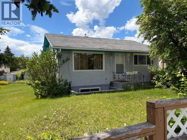 4327 70 Street NW, Calgary, Alberta T3B2K4
