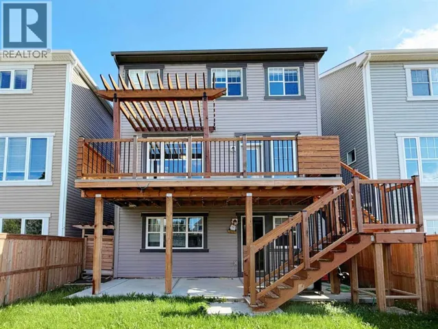 285 Windrow Crescent SW, Airdrie, Alberta T4B4K2