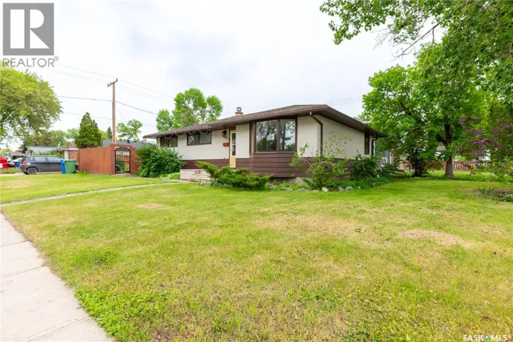 3815 Van horne AVENUE, Regina, Saskatchewan S4S1M5