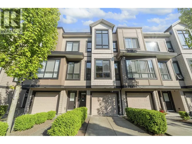 8 100 WOOD STREET, New Westminster, British Columbia V3M0H6