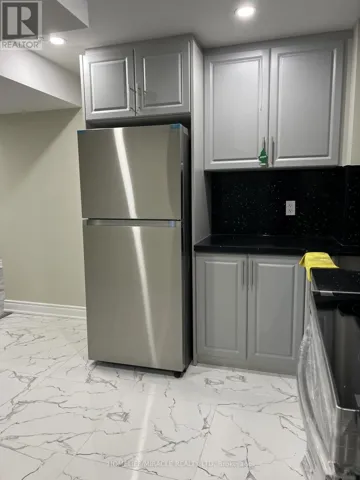 3021 HOLLYBERRY TRAIL, Pickering, Ontario L0H1J0