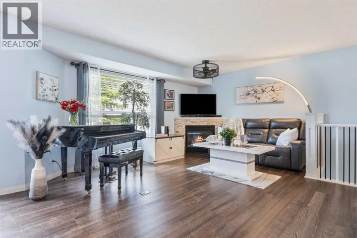 120 Mt Aberdeen Manor SE, Calgary, Alberta T2Z3N8