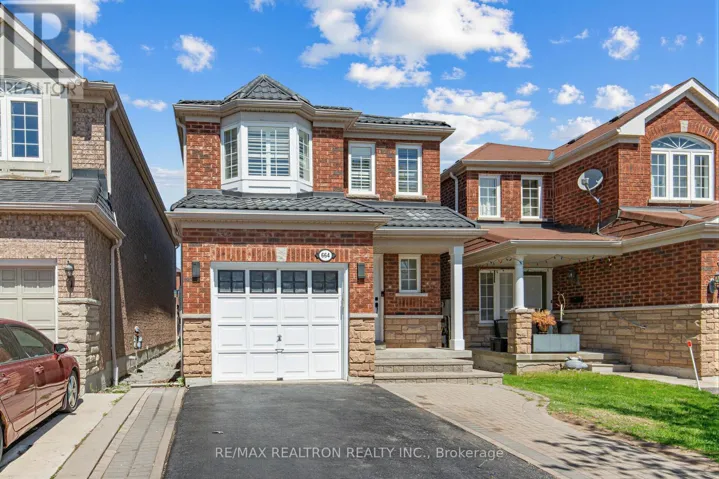 664 SUNBIRD TRAIL, Pickering (Amberlea), Ontario L1X2X6