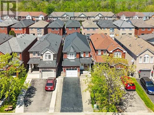 664 SUNBIRD TRAIL, Pickering (Amberlea), Ontario L1X2X6