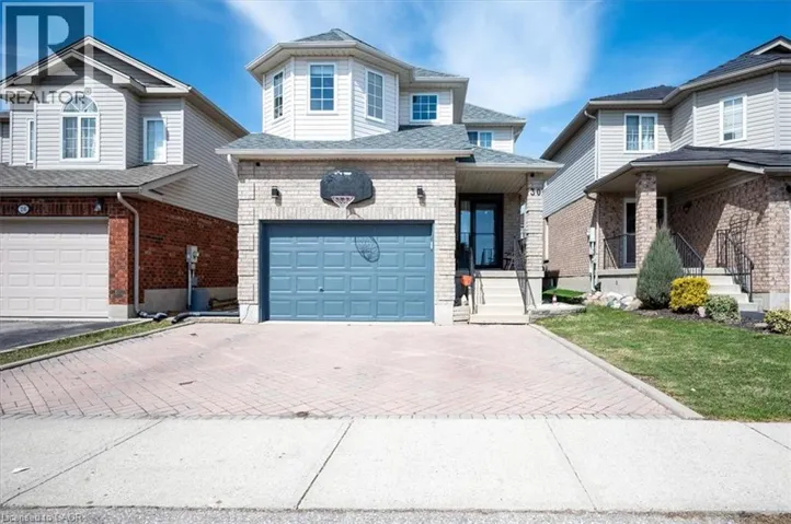 30 HEATHERWOOD Place, Kitchener, Ontario N2N3P4