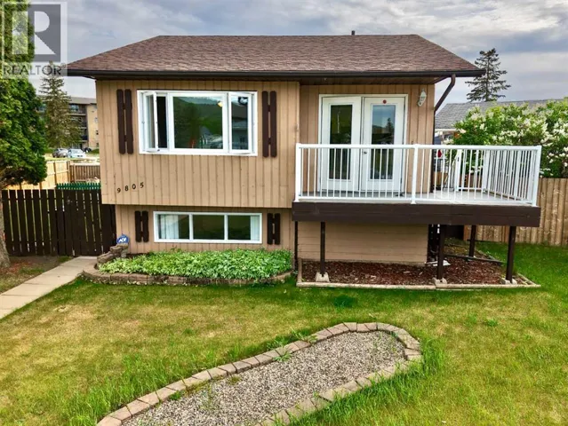 9805 75 Avenue, Peace River, Alberta T8S1B5