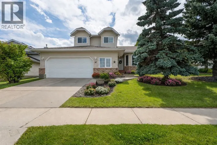 43 Westridge Drive, Okotoks, Alberta T1S1N3