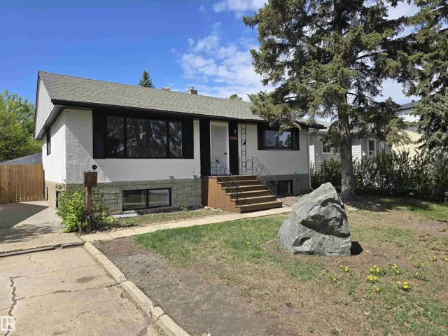 11844 ST ALBERT TR NW, Edmonton, Alberta T5L4G4