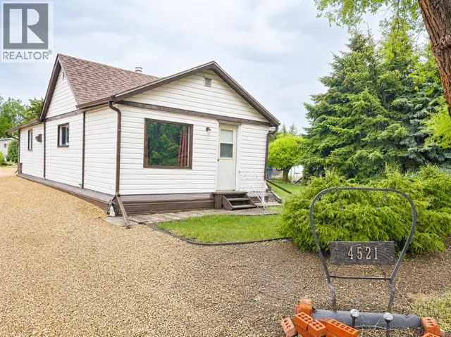 4521 44 Street, Castor, Alberta T0C0X0