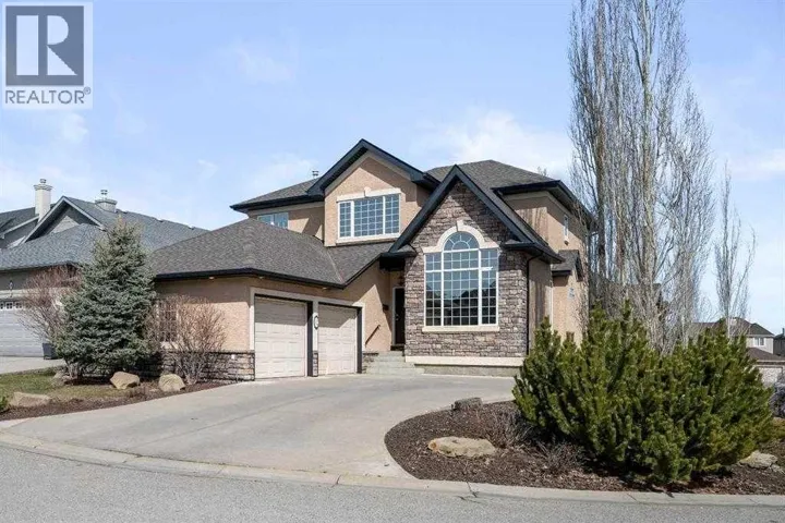 32 Evercreek Bluffs Crescent SW, Calgary, Alberta T2Y4P3