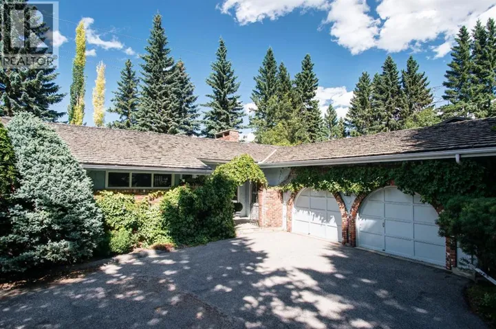 6720 Leaside Drive S, Calgary, Alberta T3E6H5