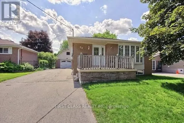 UPPER - 28 COLLINS CRESCENT, Aurora (Aurora Heights), Ontario L4G2W2