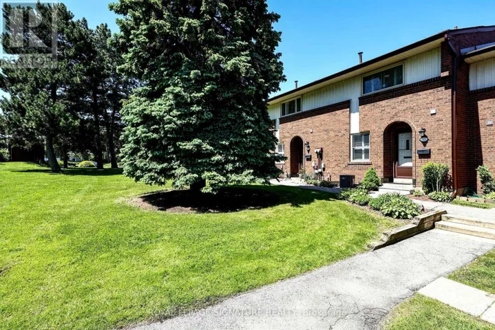 53 - 3665 FLAMEWOOD DRIVE, Mississauga (Applewood), Ontario L4Y3P5