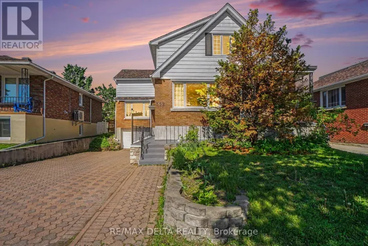 352 LACASSE AVENUE, Ottawa, Ontario K1L7A9