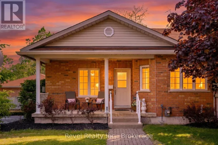1 - 111 COLBORNE STREET, Kawartha Lakes (Fenelon Falls), Ontario K0M1N0