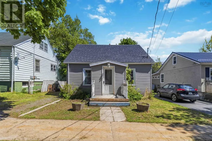 28 Symonds Street, Dartmouth, Nova Scotia B3A3L5