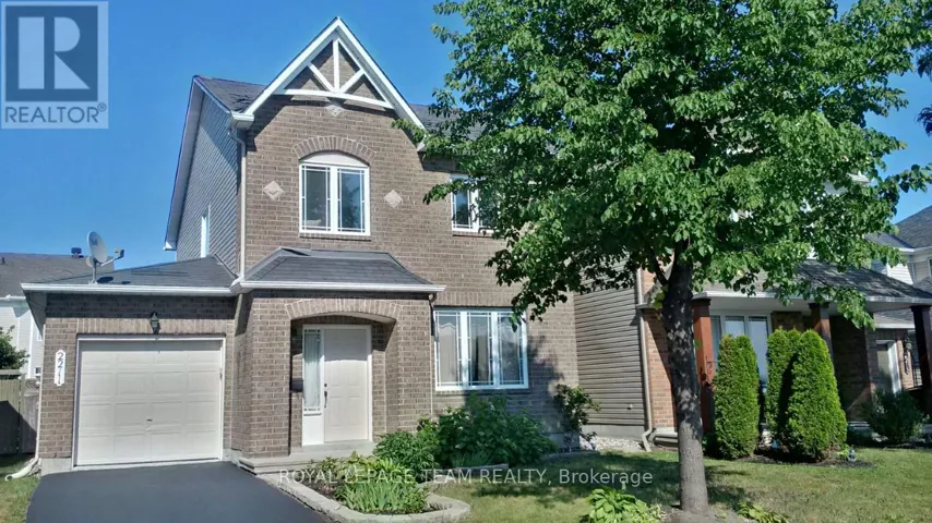 2211 ESPRIT DRIVE, Ottawa, Ontario K4A4Z1