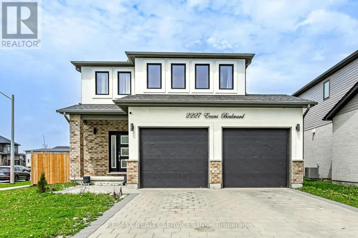 2227 EVANS BOULEVARD, London South (South U), Ontario N6M0H7