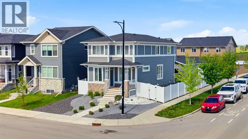 2 Birch Glen, Okotoks, Alberta T1S5S9