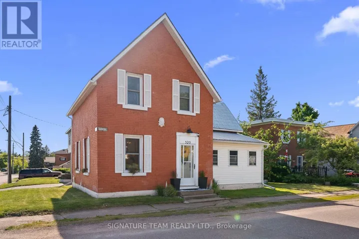 520 CENTRE STREET, Pembroke, Ontario K8A1K1