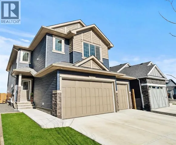 152 Threepoint Cove, Okotoks, Alberta T1S5S4