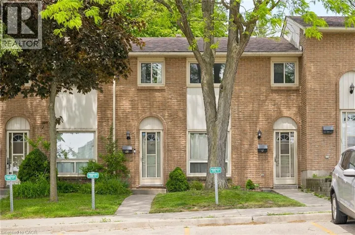 165 GREEN VALLEY Drive Unit# 13, Kitchener, Ontario N2P1K3