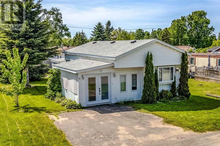 10 MAPLE LANE, Midland, Ontario L4R0B9