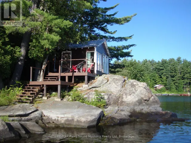 66E PICKEREL RIVER, Parry Sound Remote Area (Mowat), Ontario P0G1J0