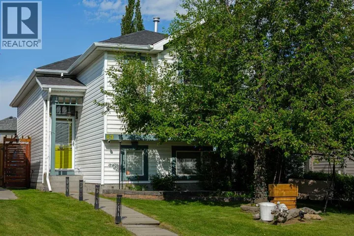 63 Coventry View NE, Calgary, Alberta T3K5H4