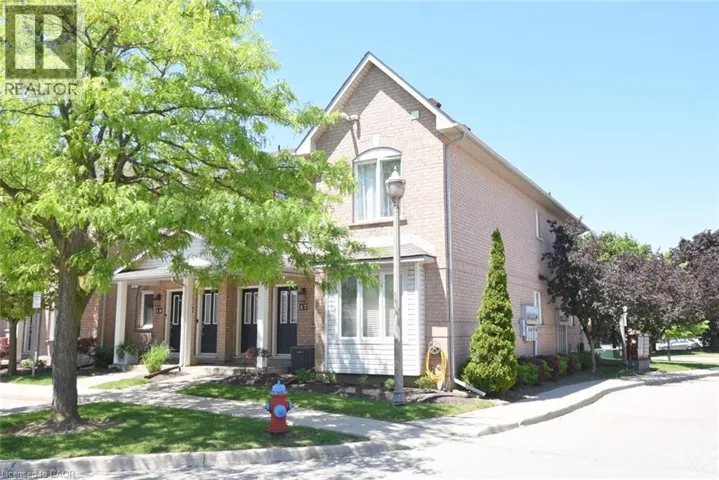 2 HARBOUR Drive Unit# 17, Stoney Creek, Ontario L8E6B1