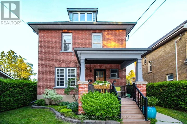 566 WATERFORD STREET, Peterborough (Town Ward 3), Ontario K9H3K6