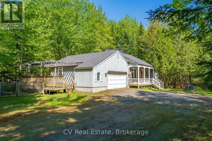 16 BREISACHER ROAD, Huntsville (Chaffey), Ontario P1H2N5